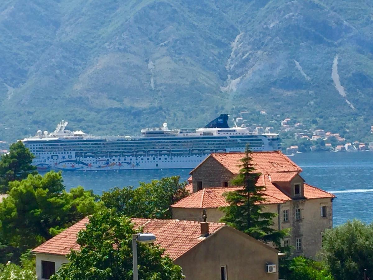 Apartments Lara Kotor Eksteriør bilde